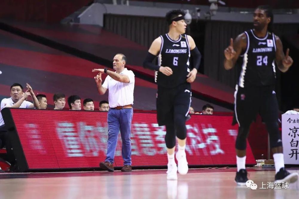 九游体育入口-包含强势对手士气高涨，力图逆转的词条